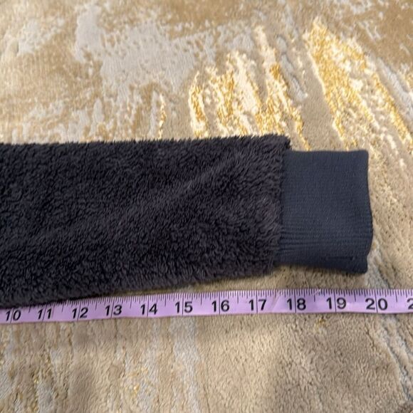 Patagonia fleece bomber jacket - womens M in GUC dark grey with navy trim - Picture 9 of 11